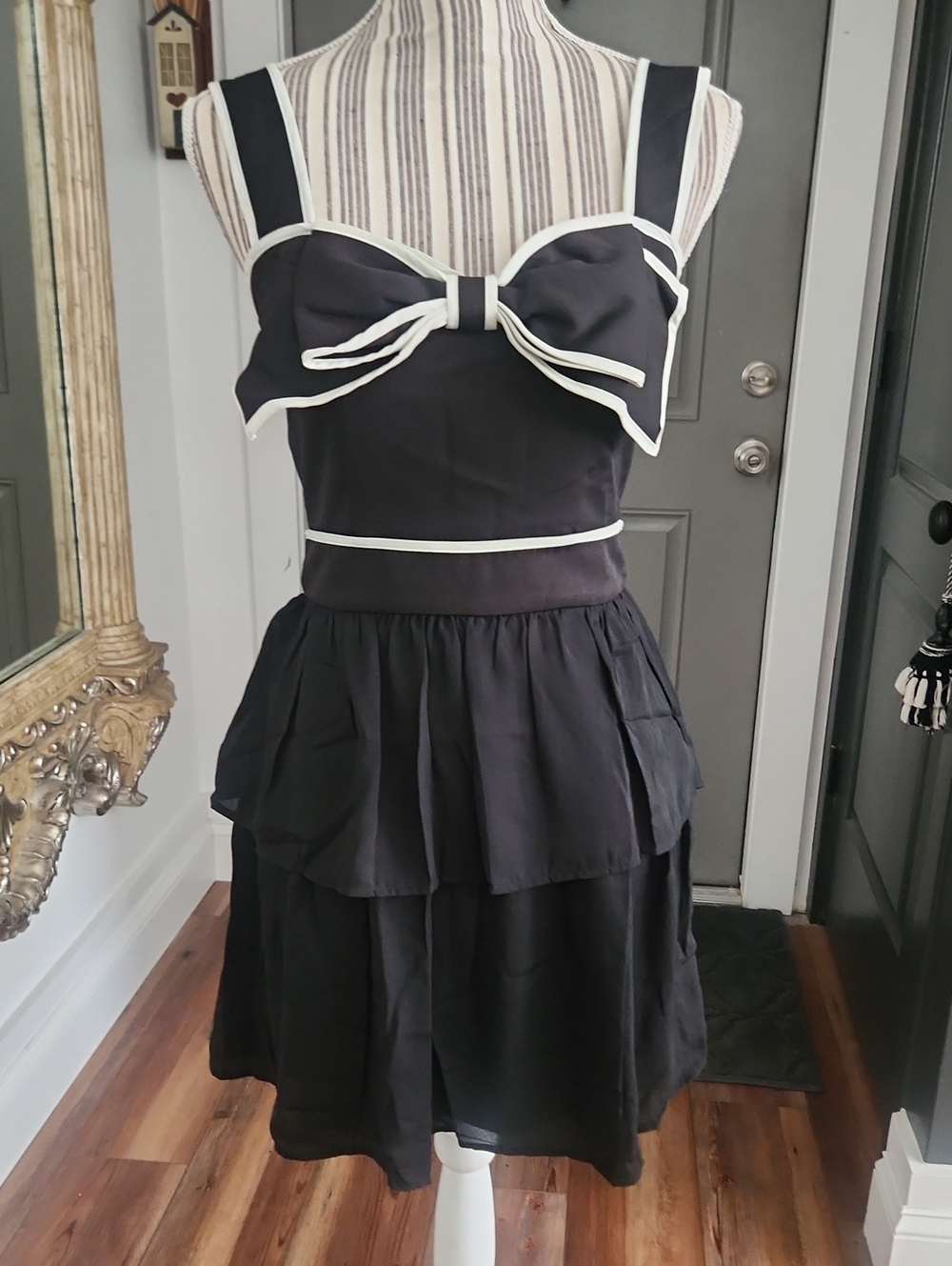 TCEC Tiered Black Dress with White Trim Bow Detail - S